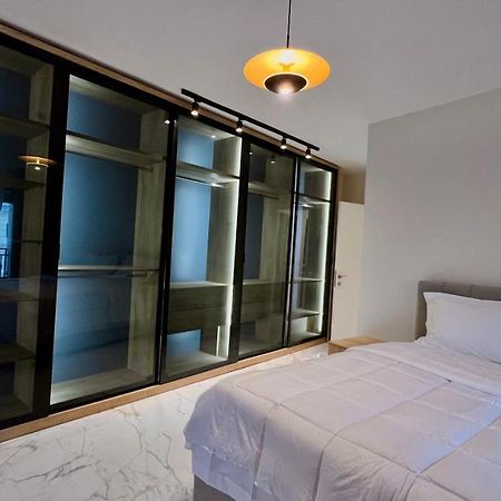 Zeus Tirana Suite Deluxe Екстериор снимка