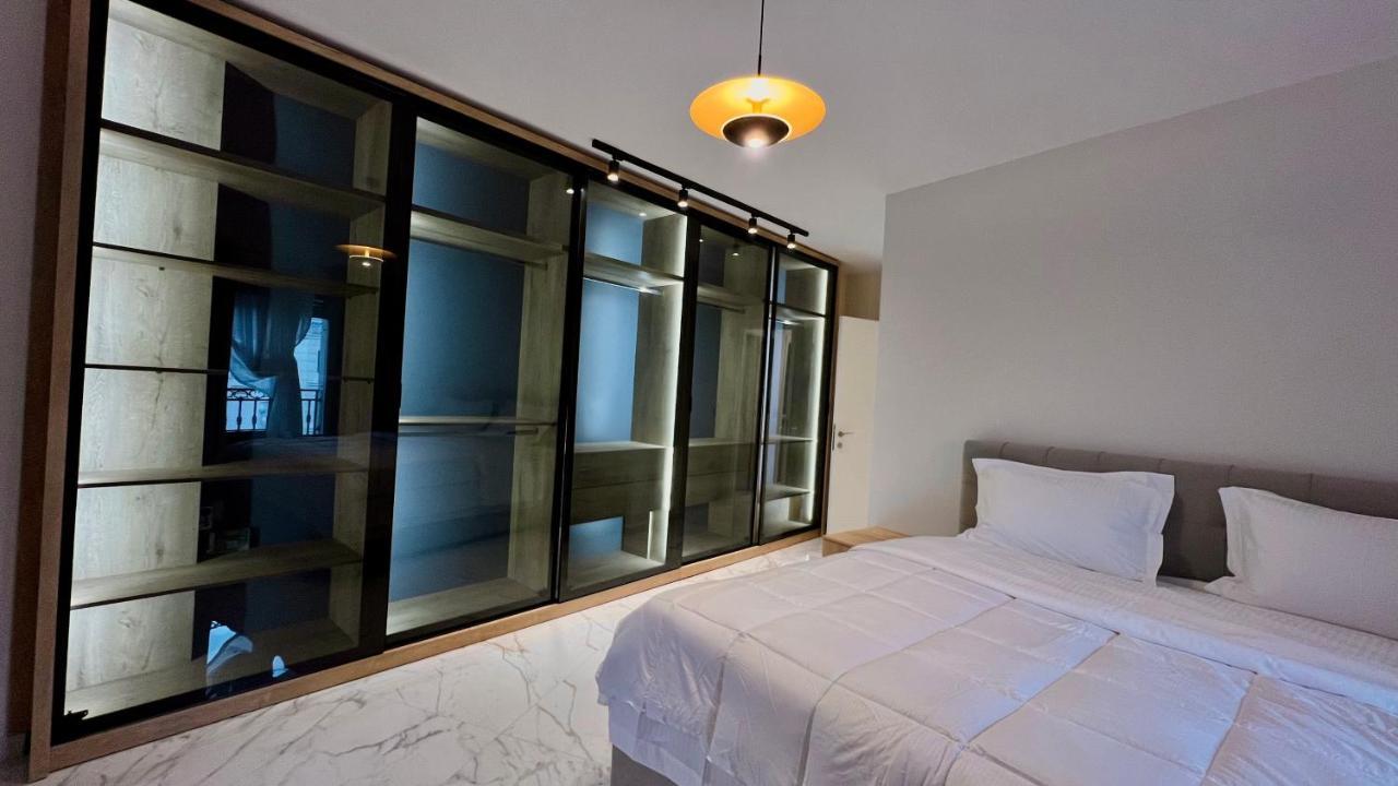 Zeus Tirana Suite Deluxe Екстериор снимка